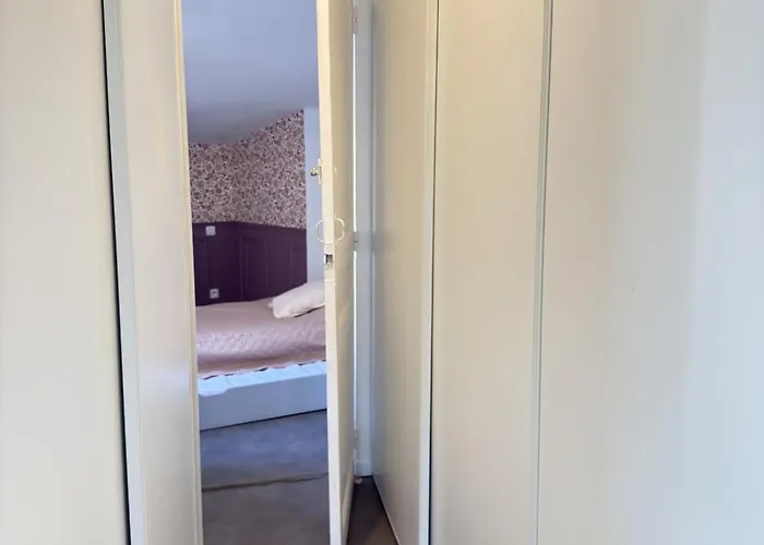 Valras-loc Coquet Refait A Neuf Avec Terrasse, A Neuf Au Coeur De Apartamento *